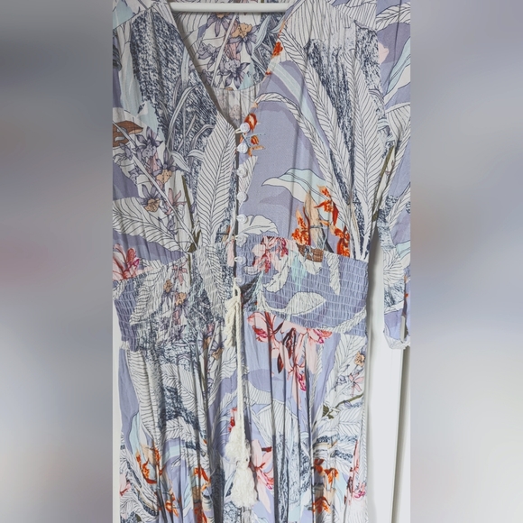 Jaase dress - Picture 2 of 4